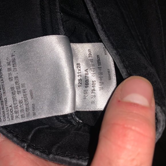 Levi's - Picture 4 of 4